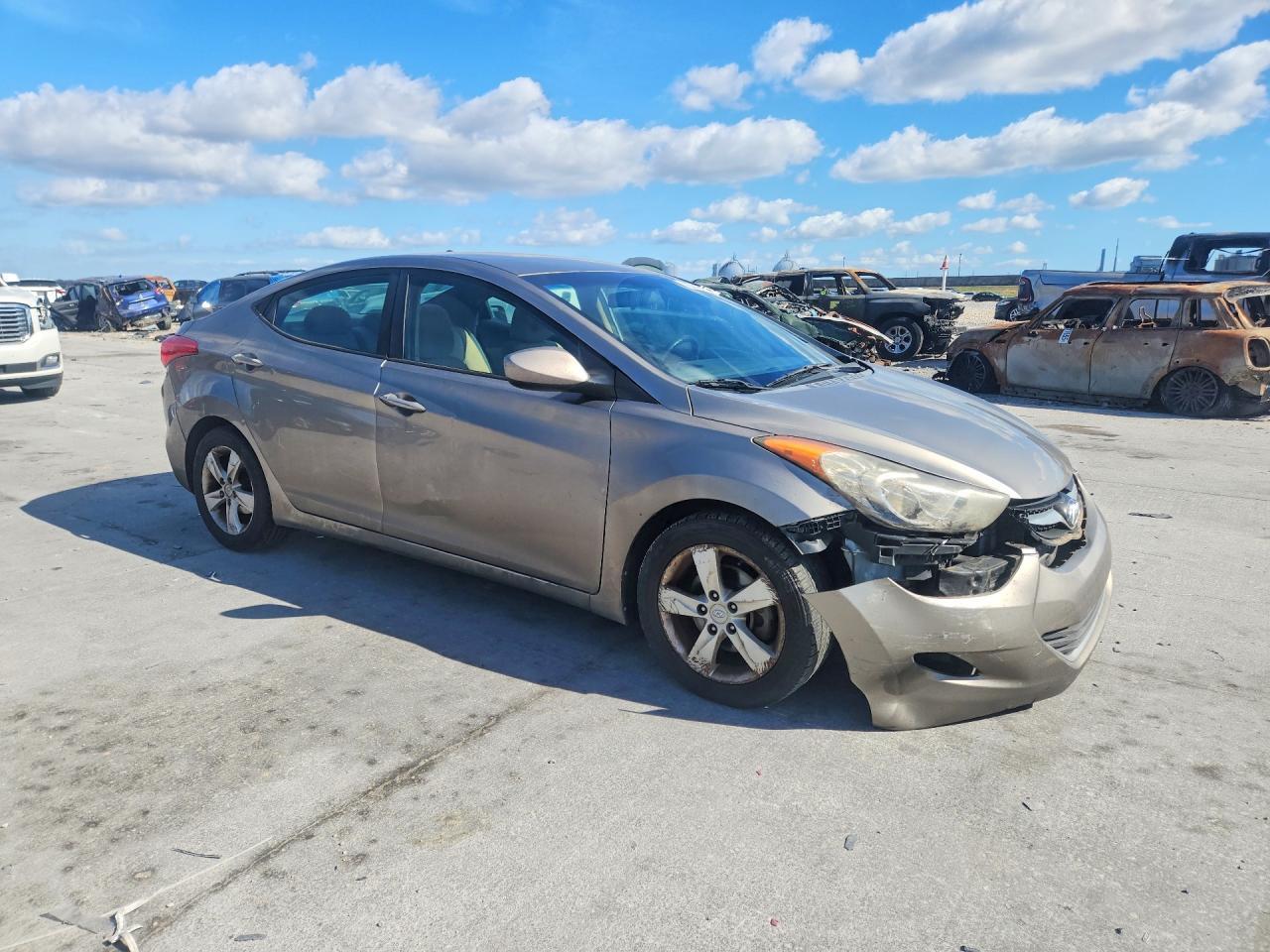 2013 Hyundai Elantra Gls - Image 4