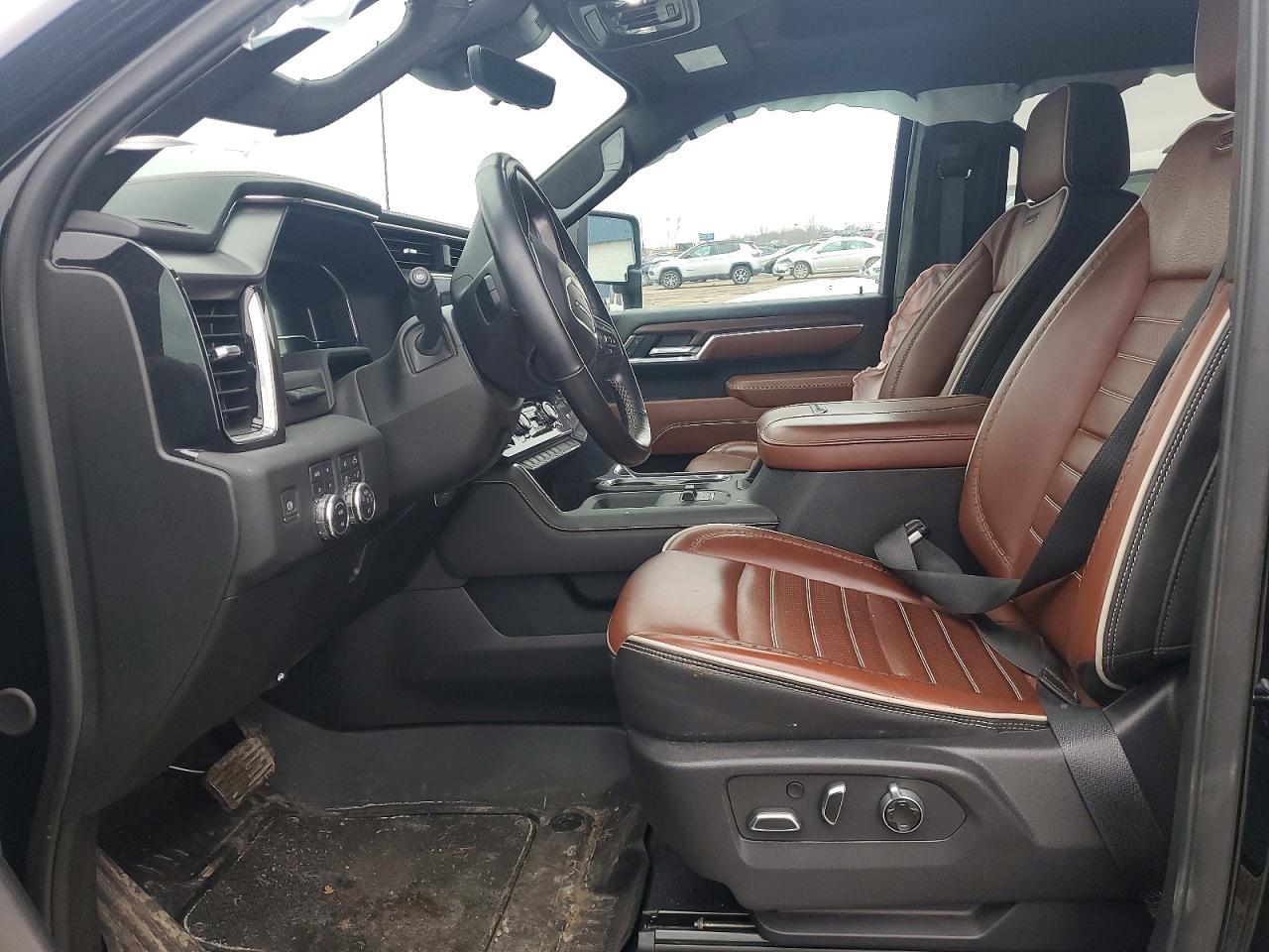 2025 GMC Sierra K2500 Denali Ultimate - Фото 7