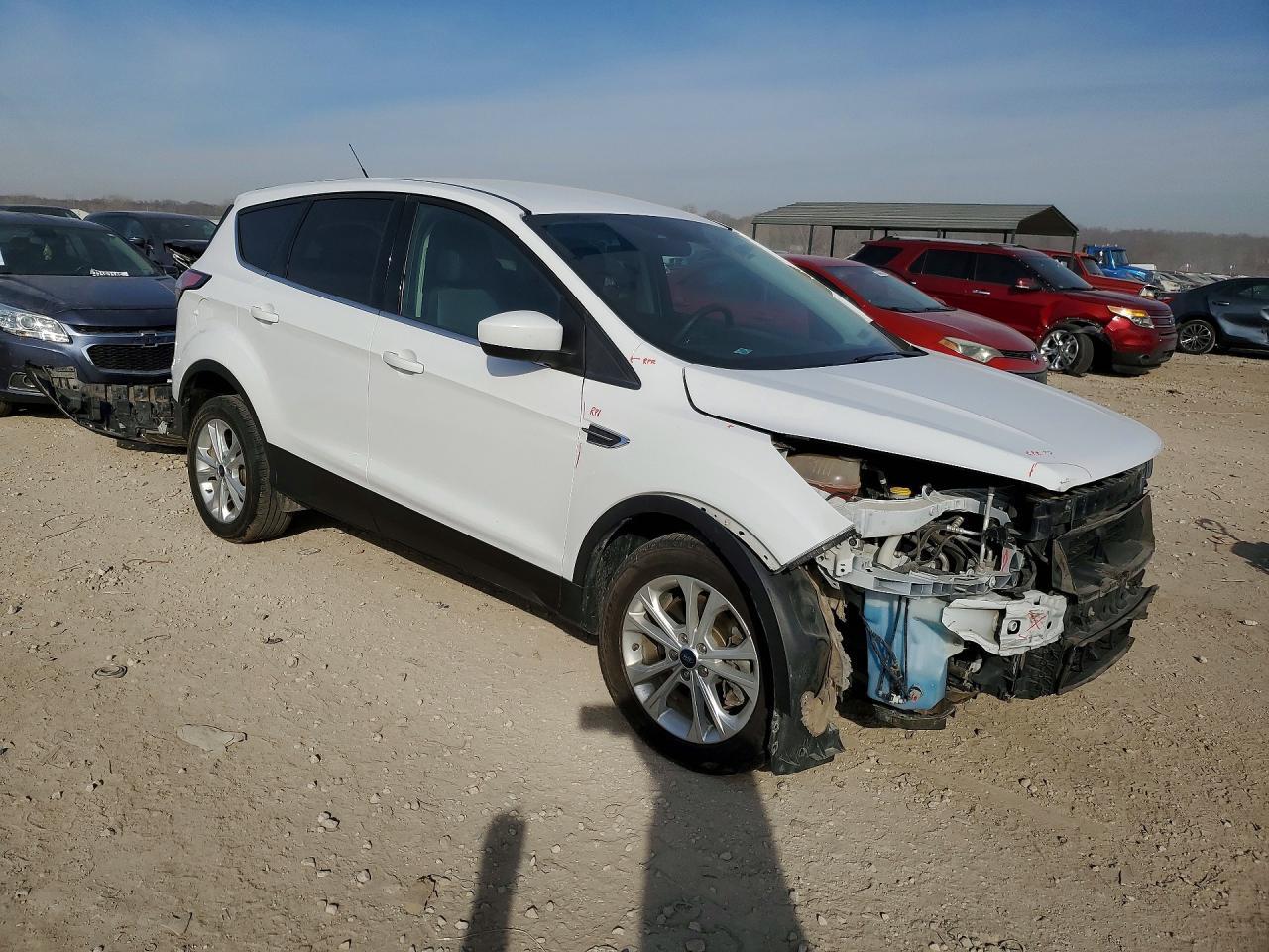 2017 Ford Escape Se - Фото 4