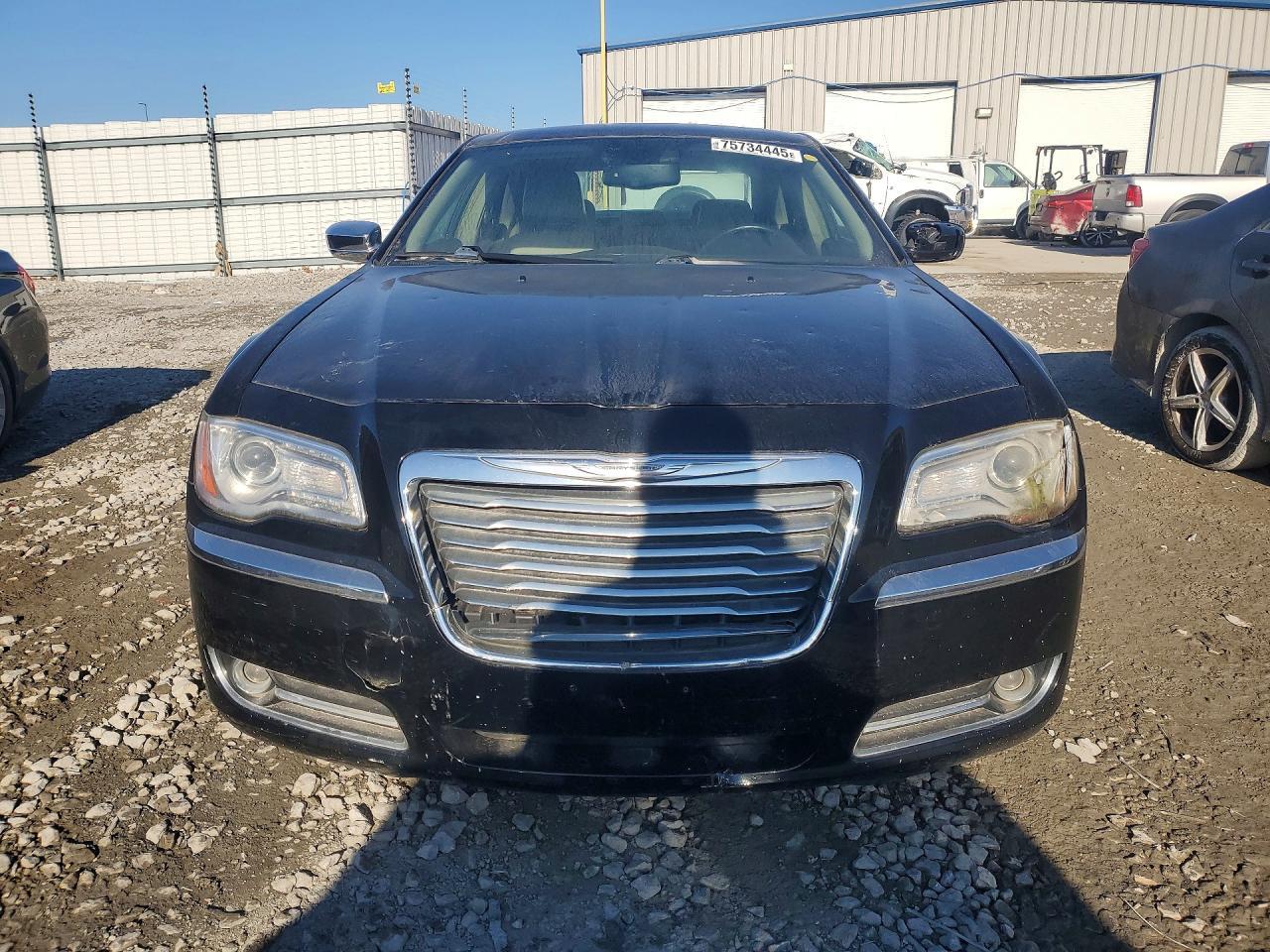 2012 Chrysler 300 Limited - Image 5