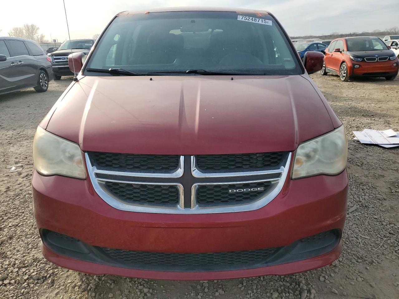 2011 Dodge Grand Caravan Mainstreet - Фото 5