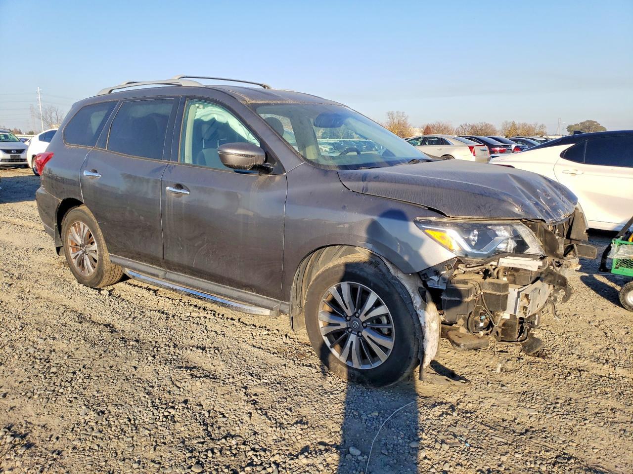 2019 Nissan Pathfinder Sv - Фото 4