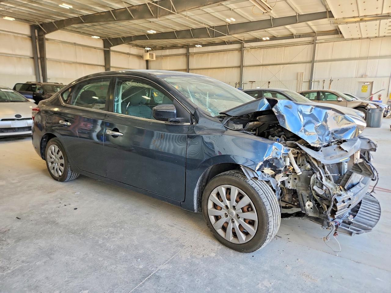 2015 Nissan Sentra S - Фото 4