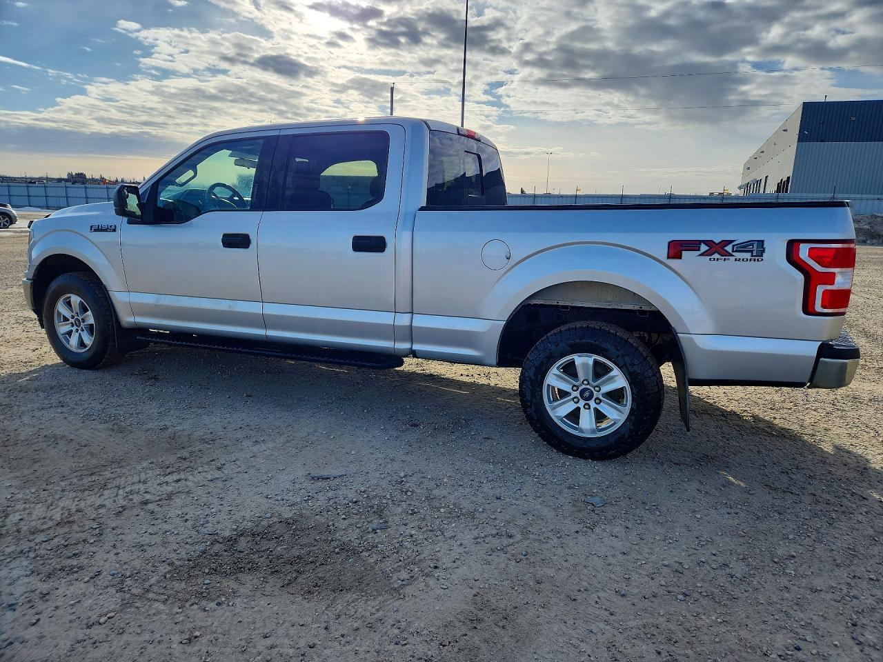 2018 Ford F150 Supercrew - Фото 2