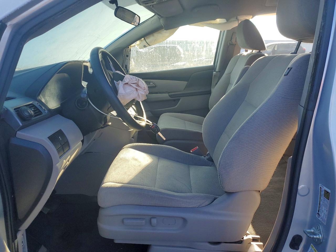 2013 Honda Odyssey Lx - Image 7