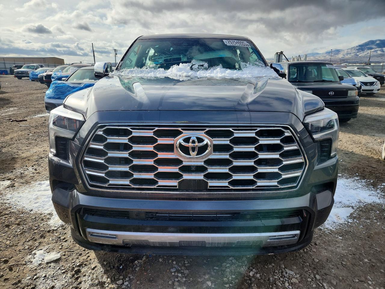 2025 Toyota Sequoia Capstone - Фото 5