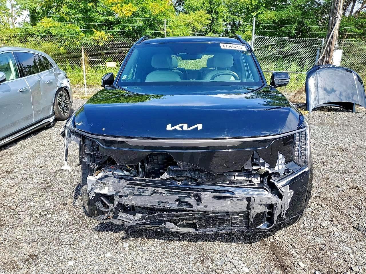 2024 Kia Ev9 Gt Line - Image 5