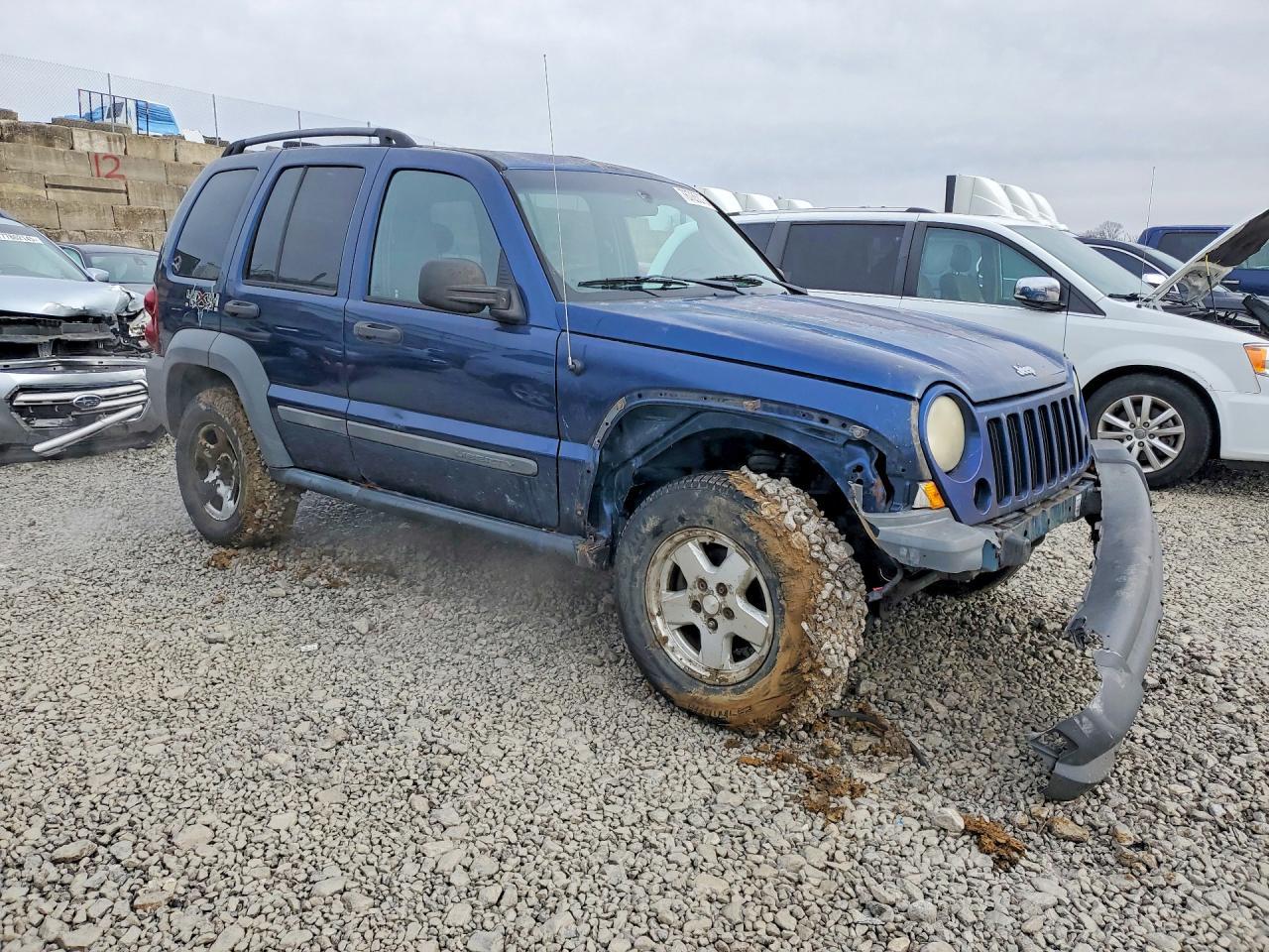 2005 Jeep Liberty Sport - Image 4