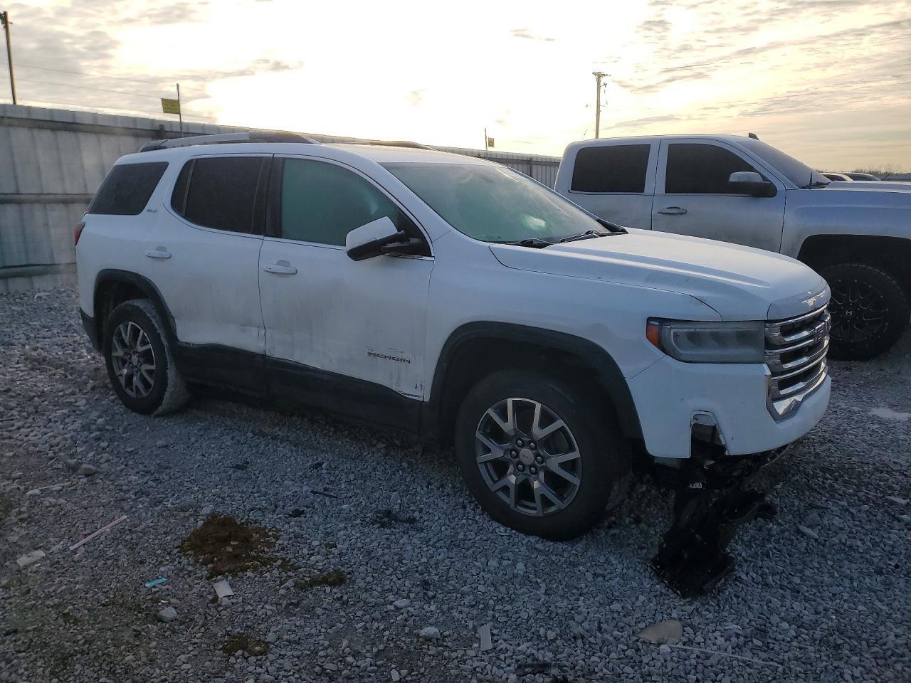 2020 GMC Acadia Slt - Image 4
