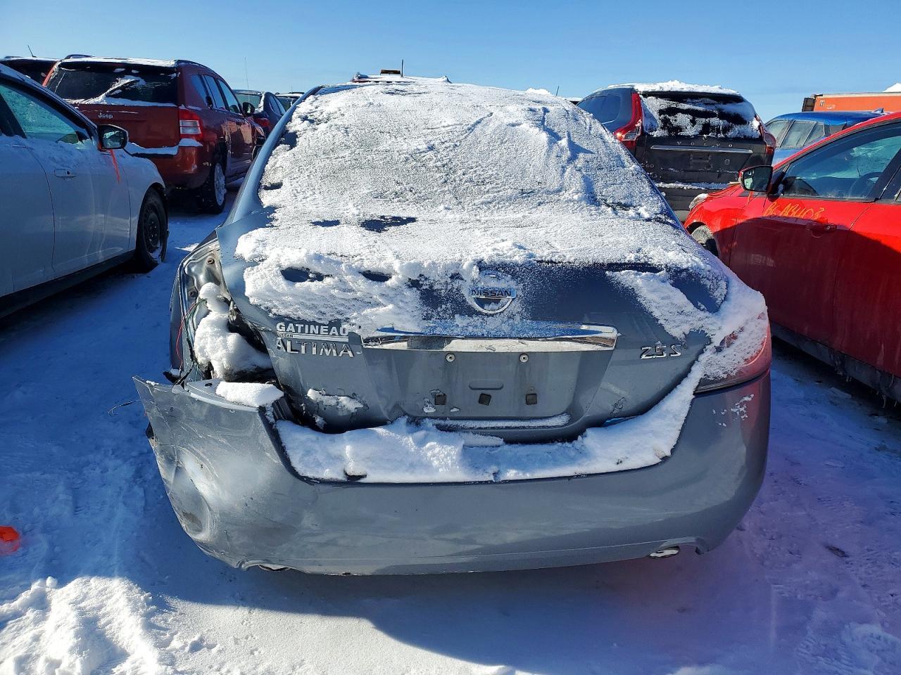 2010 Niss Altima Base - Image 6