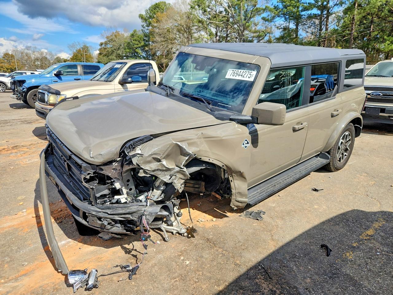 2025 Ford Bronco Outer Banks