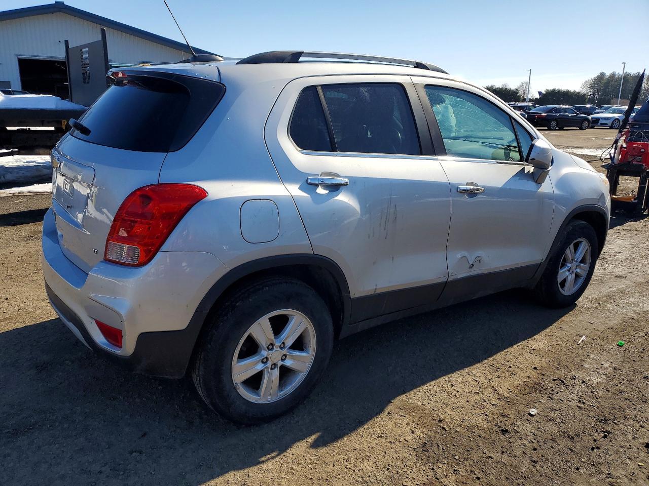 2018 Chevrolet Trax 1Lt - Image 3