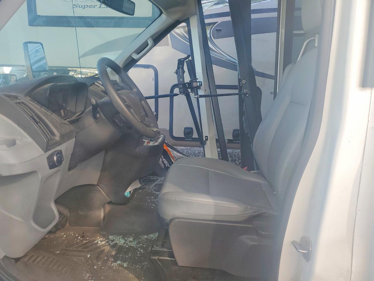 2017 Ford Transit Shuttle Bus - Фото 7