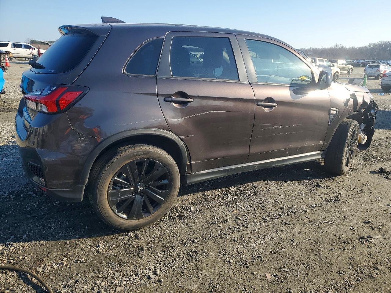 2023 Mitsubishi Outlander Sport S - Фото 3