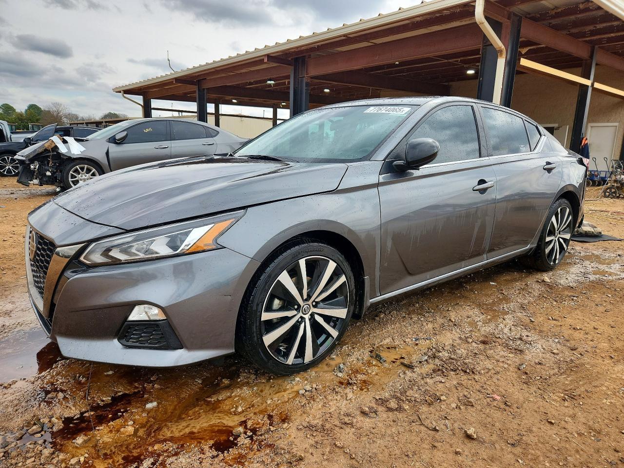 2022 Nissan Altima Sr