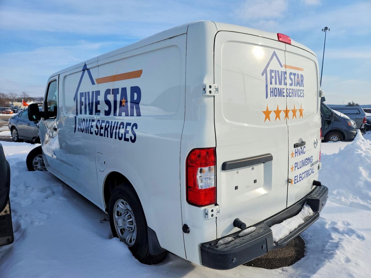 2020 Nissan Nv 2500 S - Фото 2