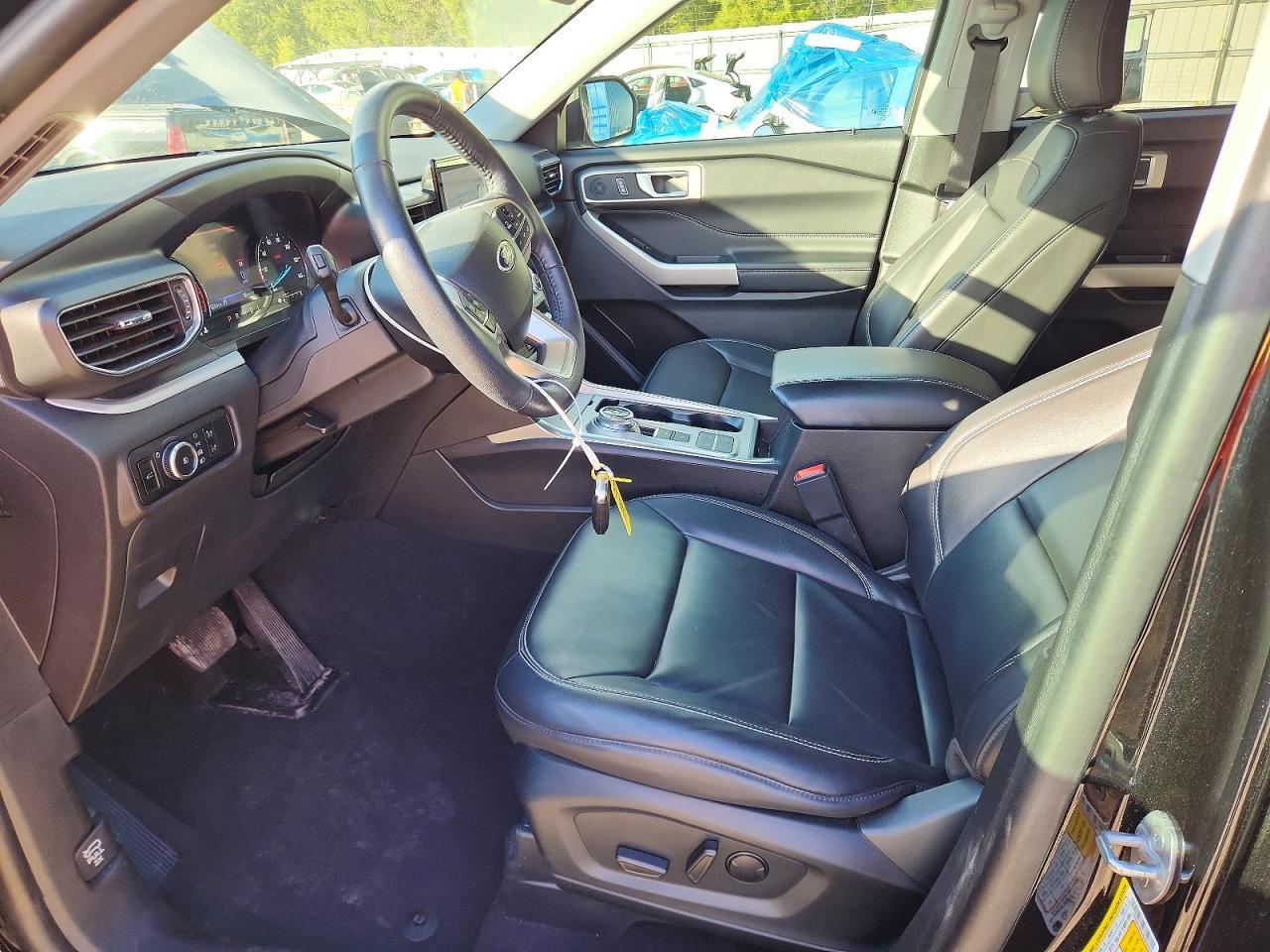 2023 Ford Explorer Xlt - Фото 7