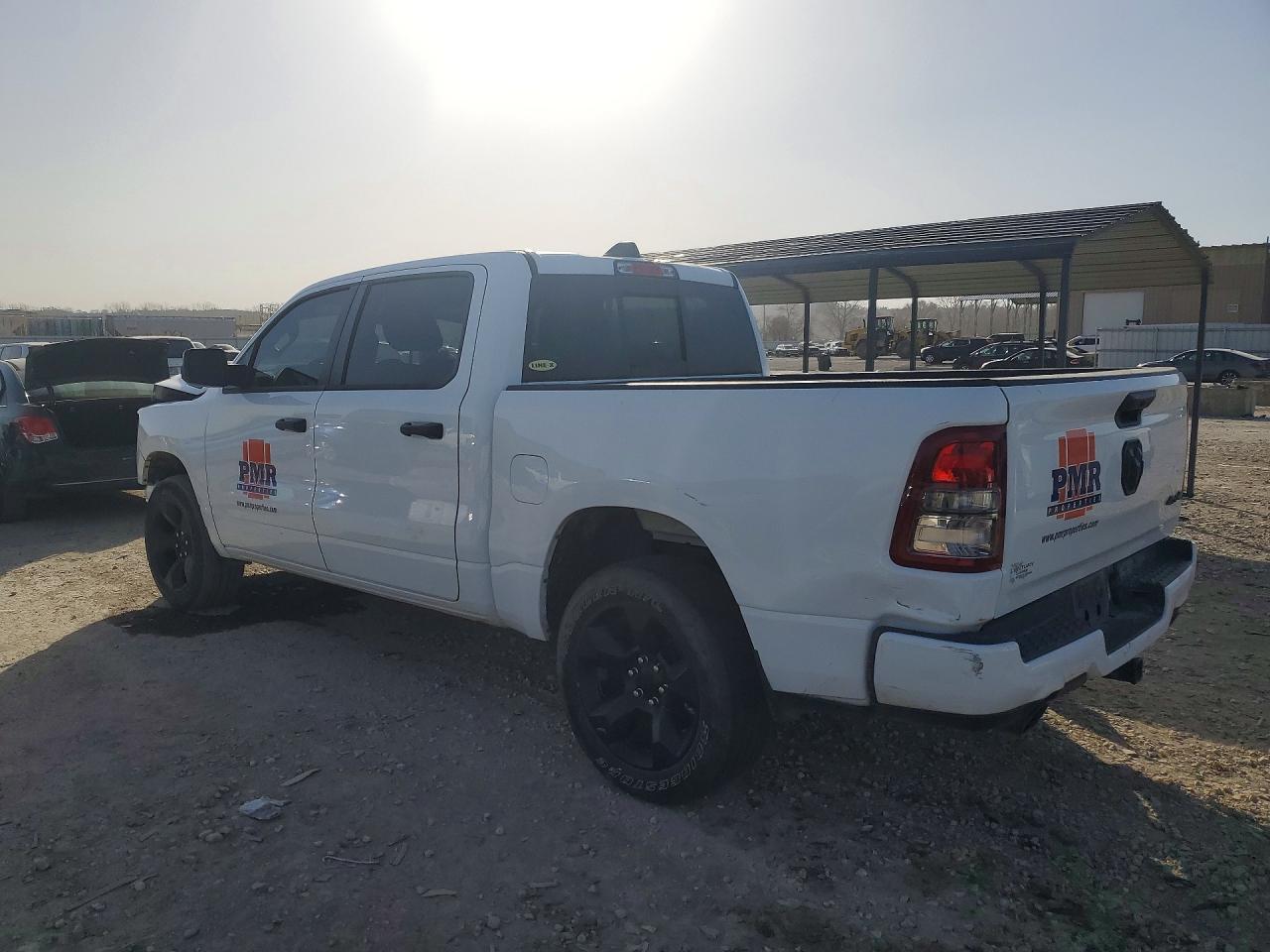 2024 Ram 1500 Tradesman - Фото 2