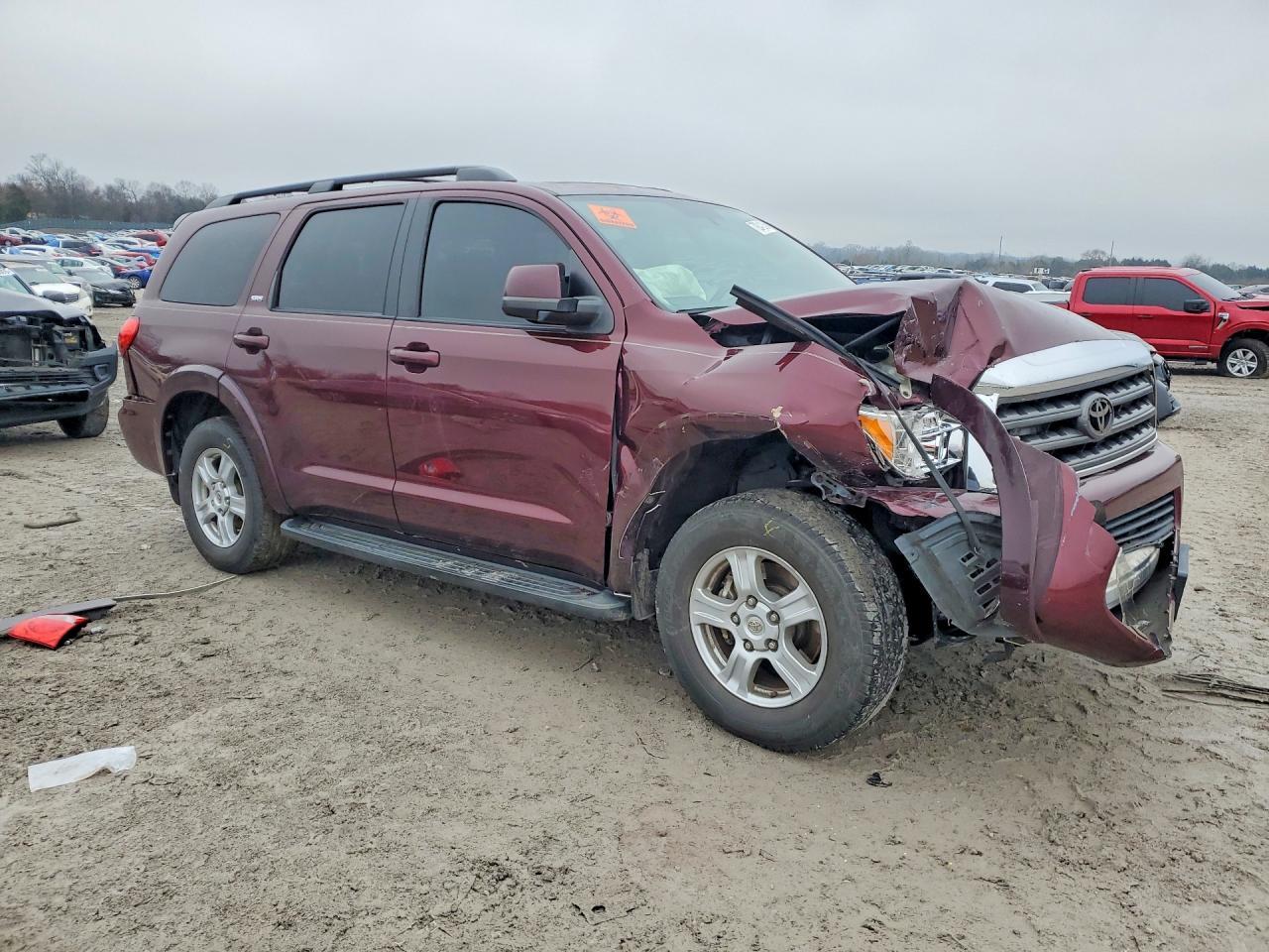 2011 Toyota Sequoia Sr5 - Фото 4