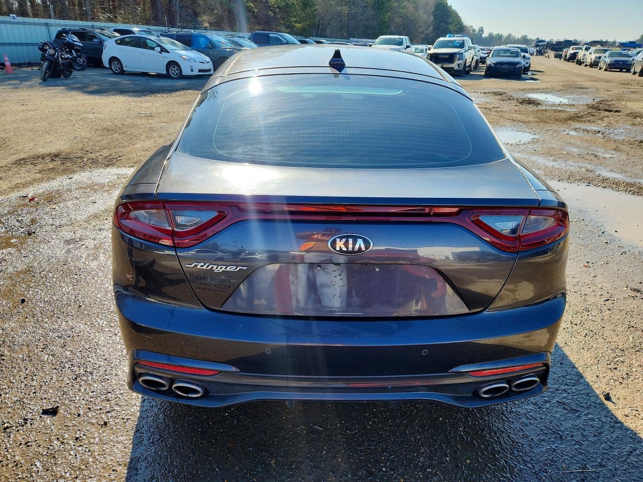2019 Kia Stinger - Фото 6