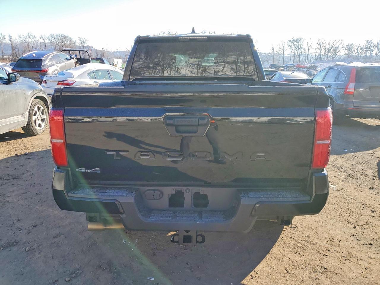 2024 Toyota Tacoma Double Cab - Image 6