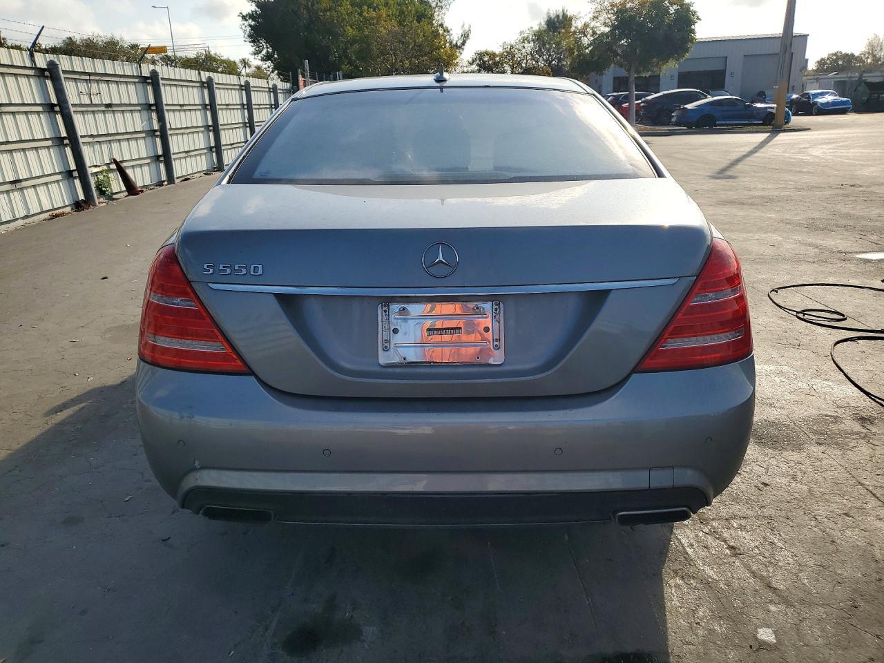 2012 Mercedes-Benz S 550 - Image 6