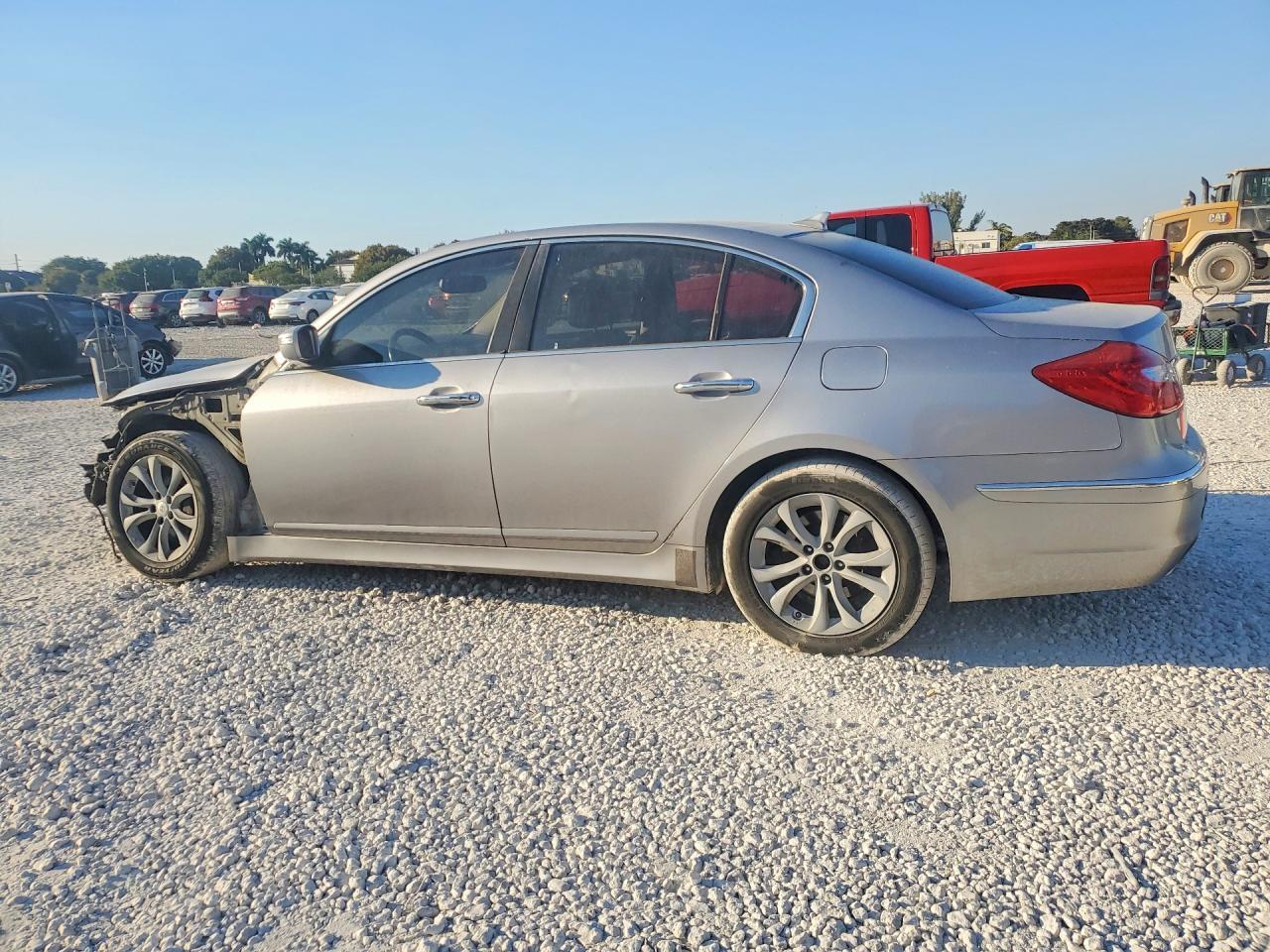 2013 Hyundai Genesis 3.8L - Image 2