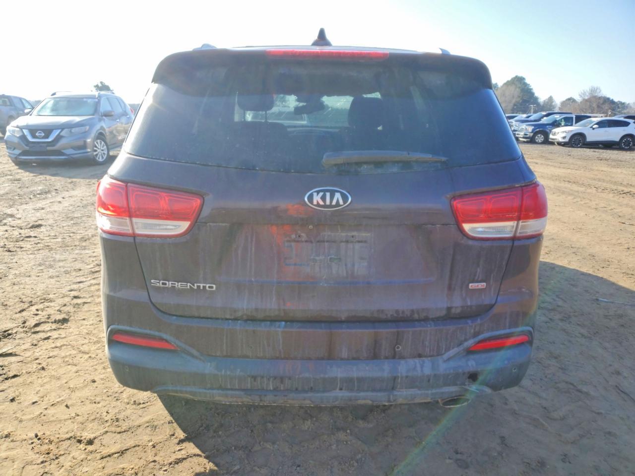 2016 Kia Sorento Lx - Фото 6
