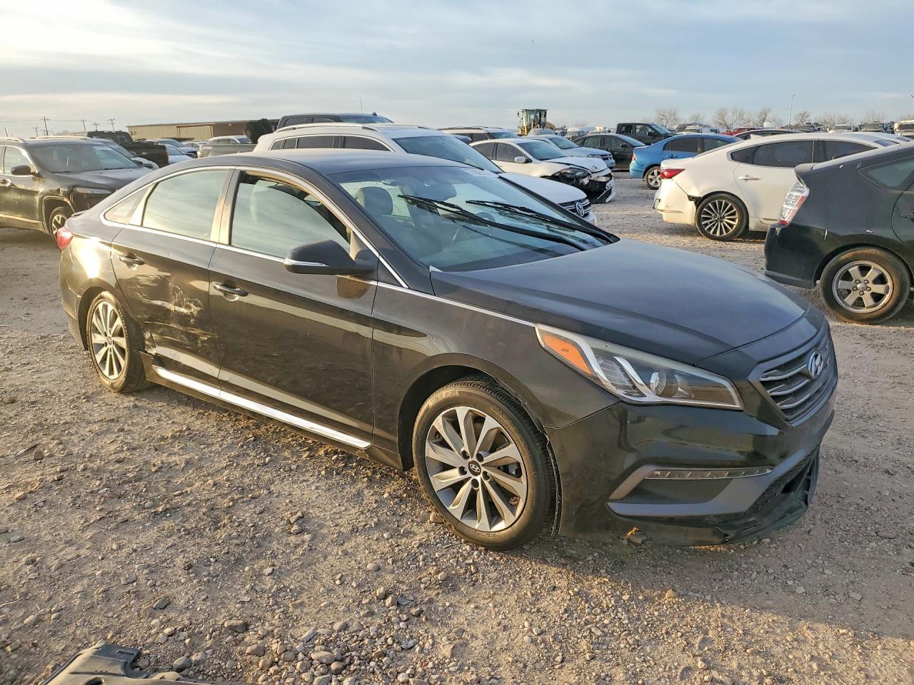 2016 Hyundai Sonata Sport - Image 4