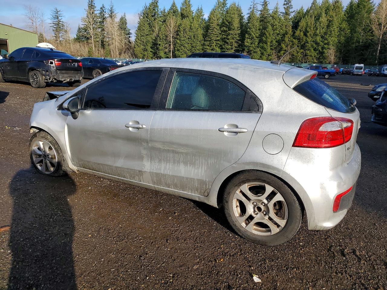 2017 Kia Rio Ex - Фото 2