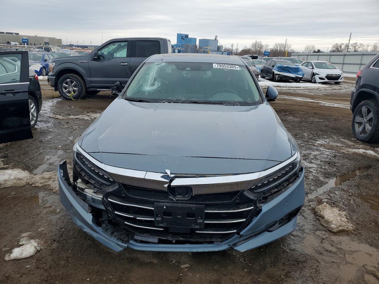 2021 Honda Accord Touring Hybrid - Image 5