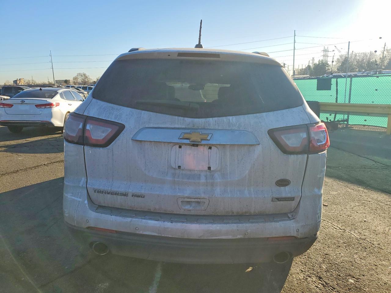 2017 Chevrolet Traverse Premier - Фото 6