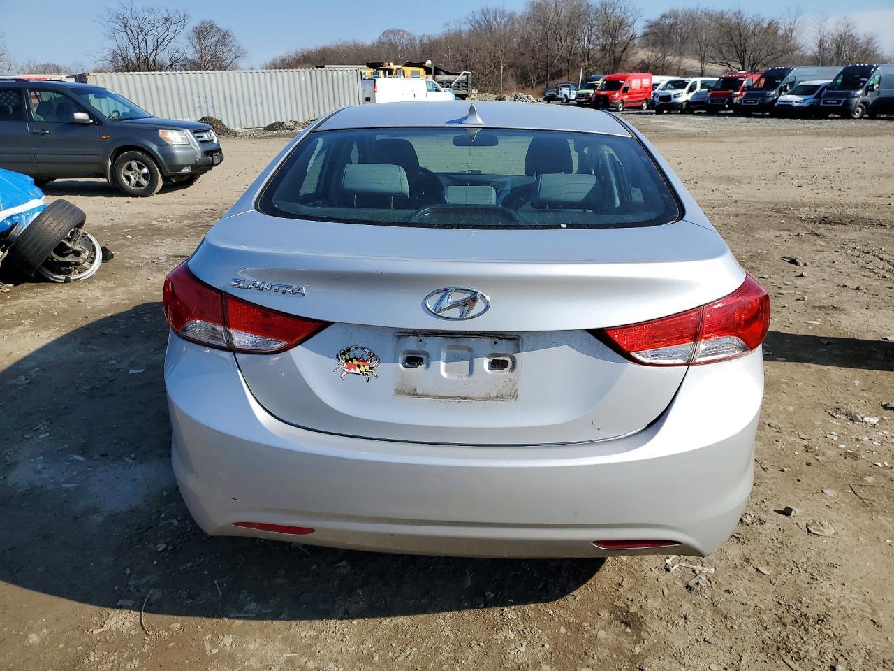 2013 Hyundai Elantra Gls - Фото 6