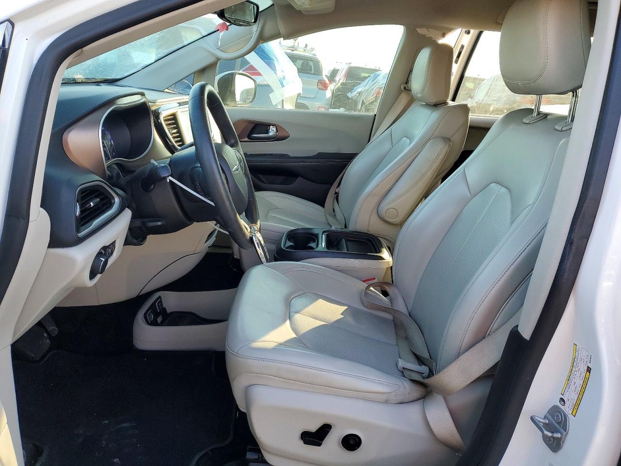 2021 Chrysler Voyager Lxi - Image 7