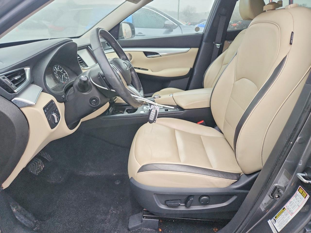 2019 Infiniti Qx50 Essential - Image 7