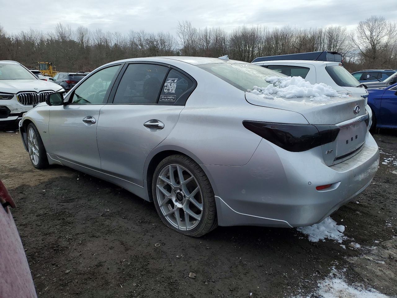 2017 Infiniti Q50 Premium - Image 2
