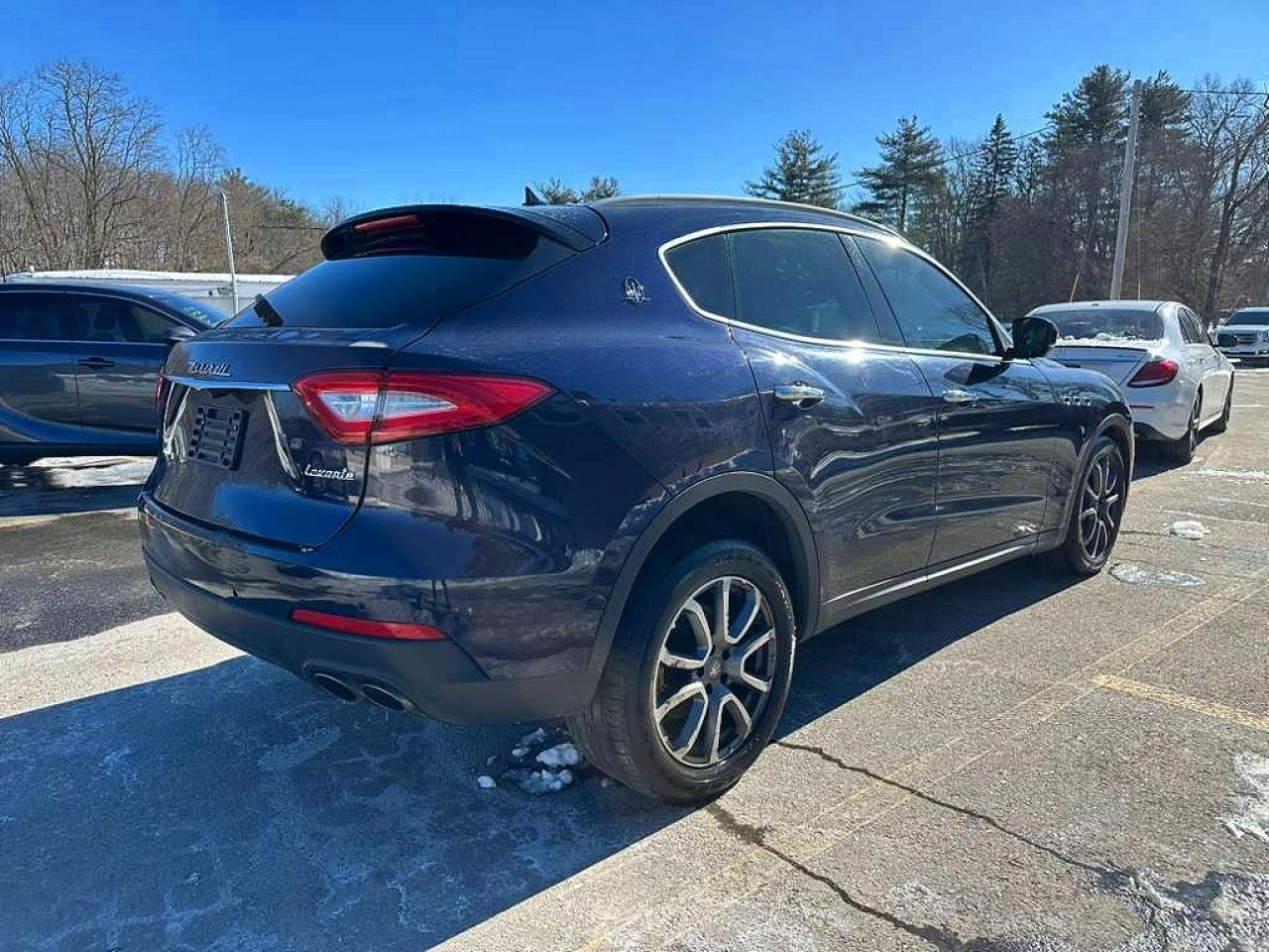 2018 Maserati Levante - Image 3