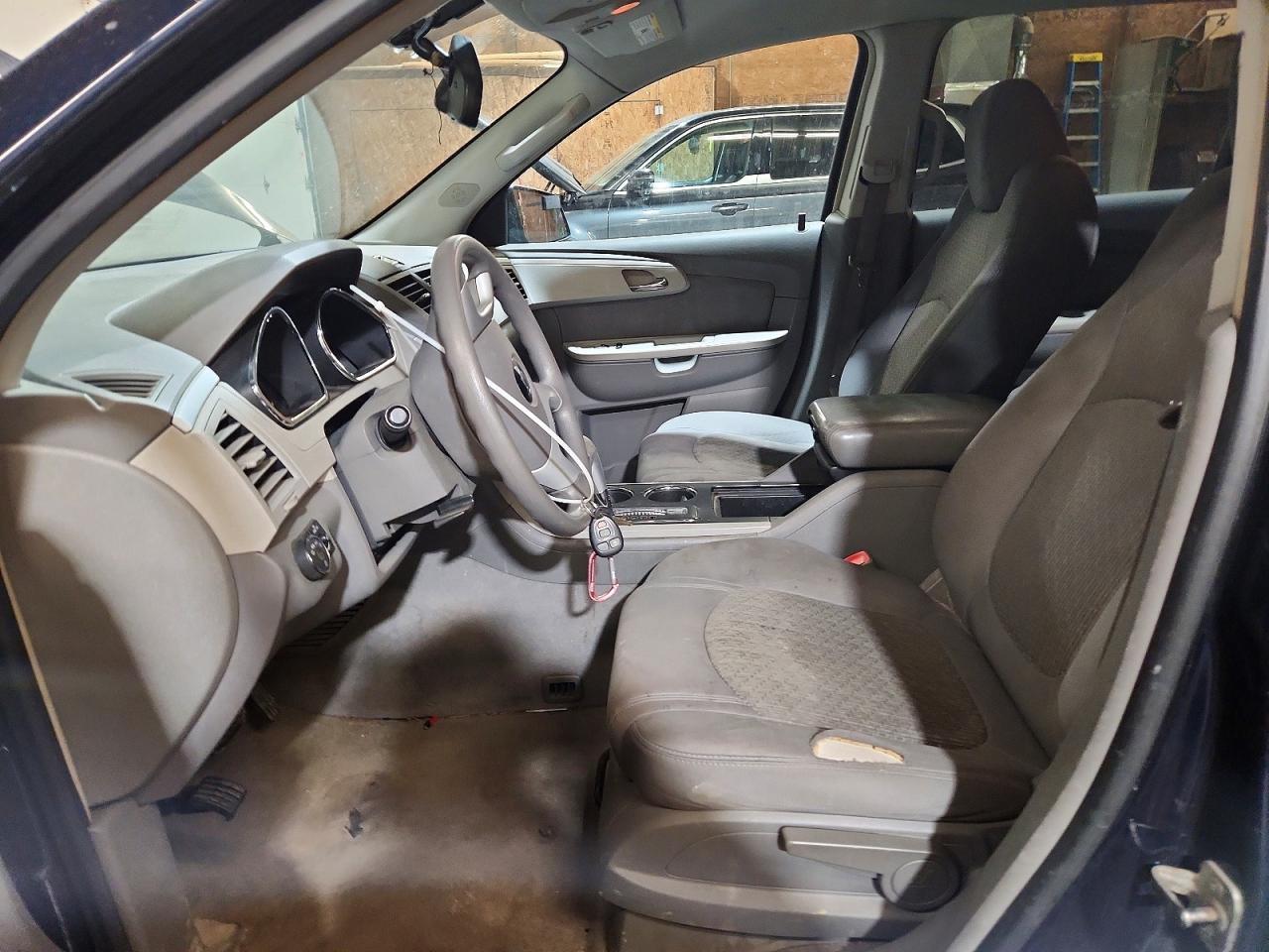 2009 Chevrolet Traverse Ls - Image 7