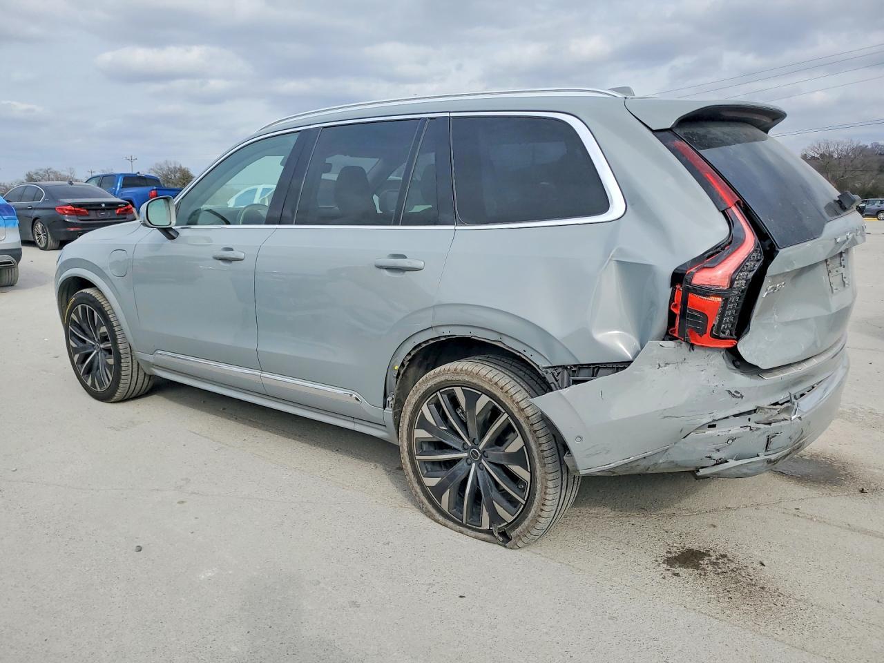 2025 Volvo Xc90 Ultra - Фото 2