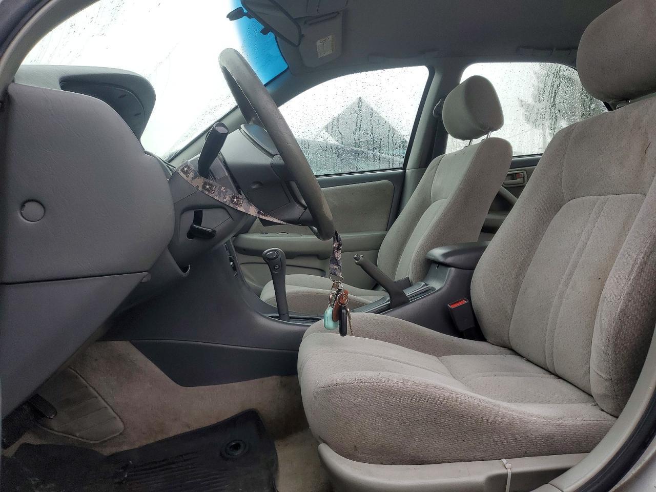 2001 Toyota Camry Le - Image 7