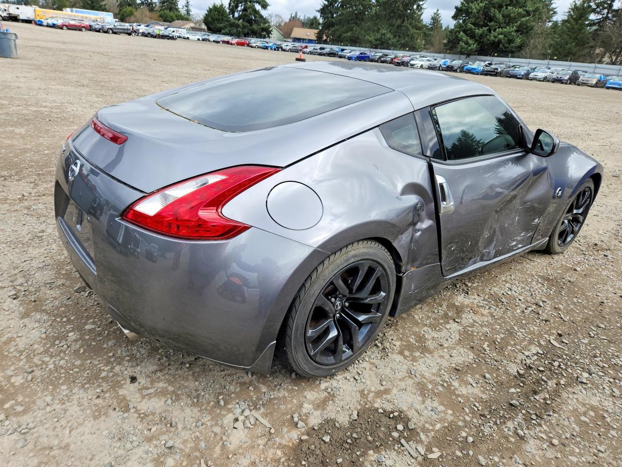 2016 Nissan 370Z Base - Фото 3
