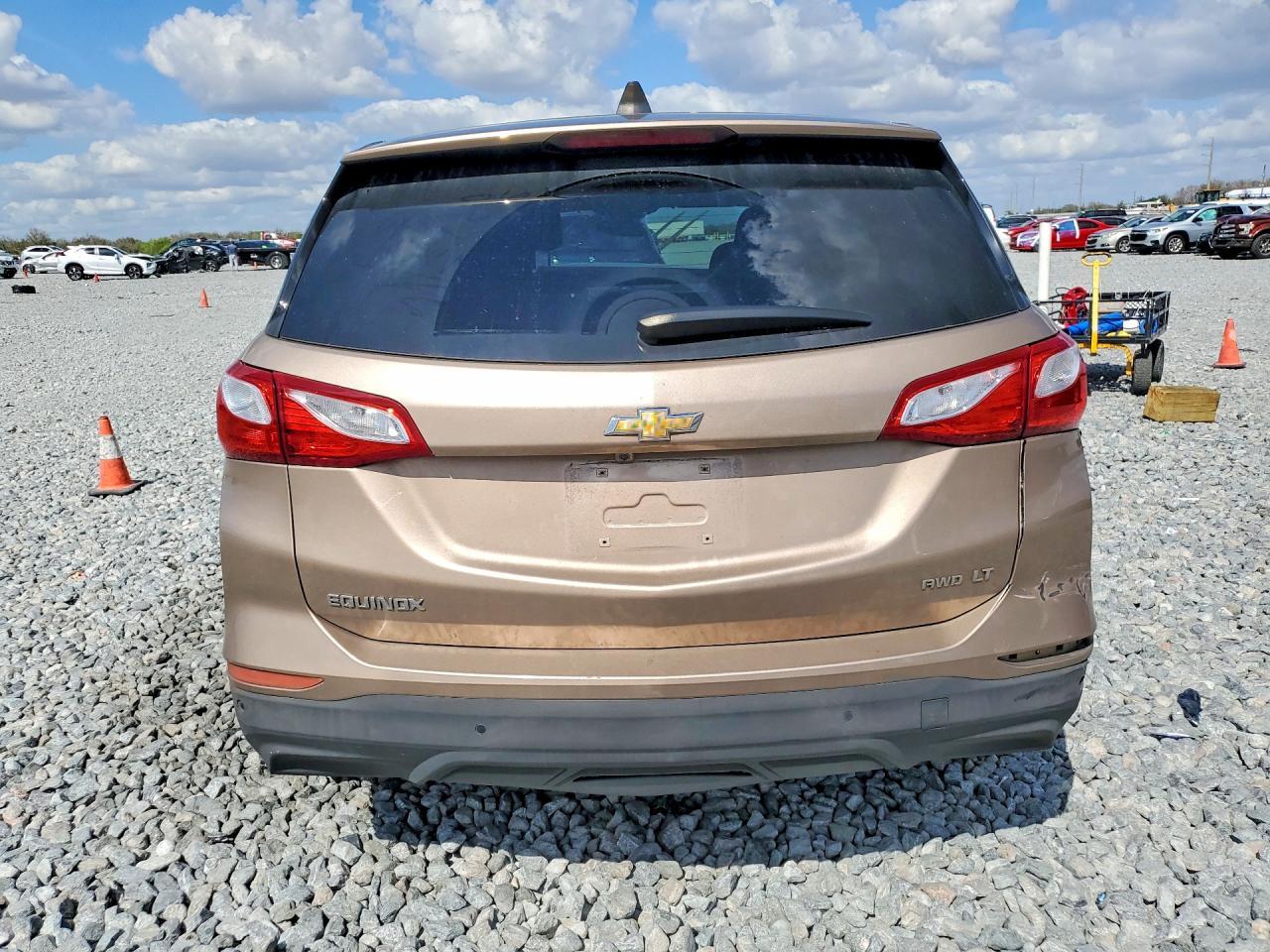 2018 Chevrolet Equinox Lt - Image 6