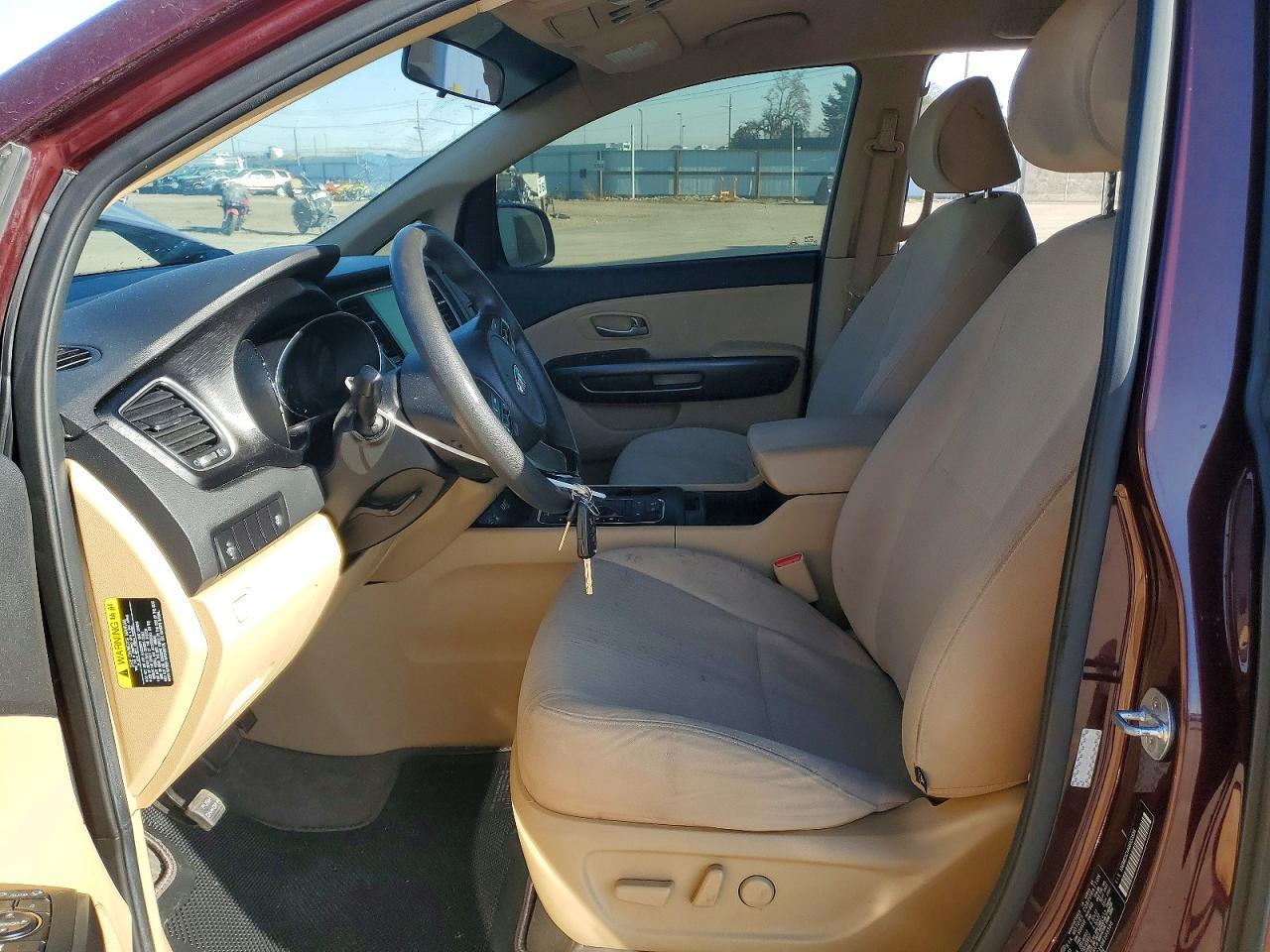 2016 Kia Sedona Lx - Фото 7