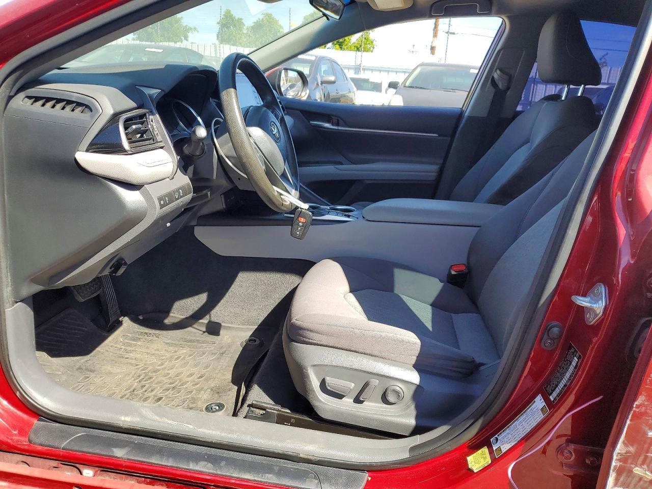 2021 Toyota Camry Hybrid Le - Фото 7