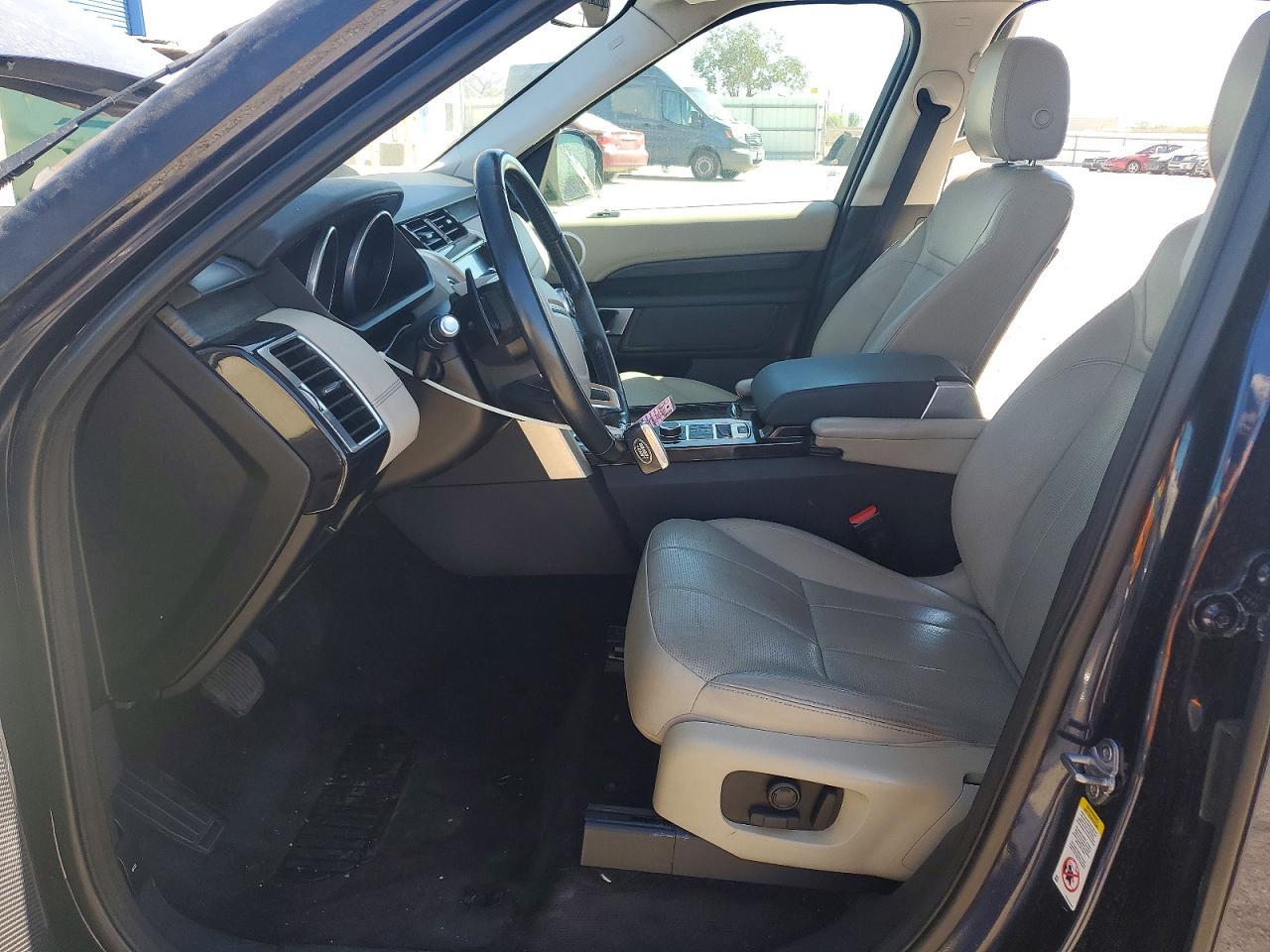 2017 Land Rover Discovery Hse - Image 7
