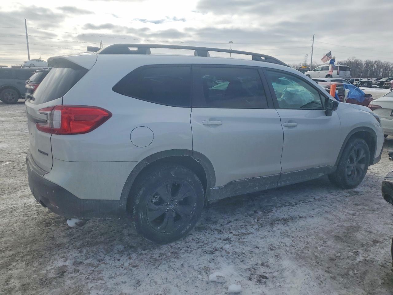 2026 Subaru Ascent Premium - Фото 3