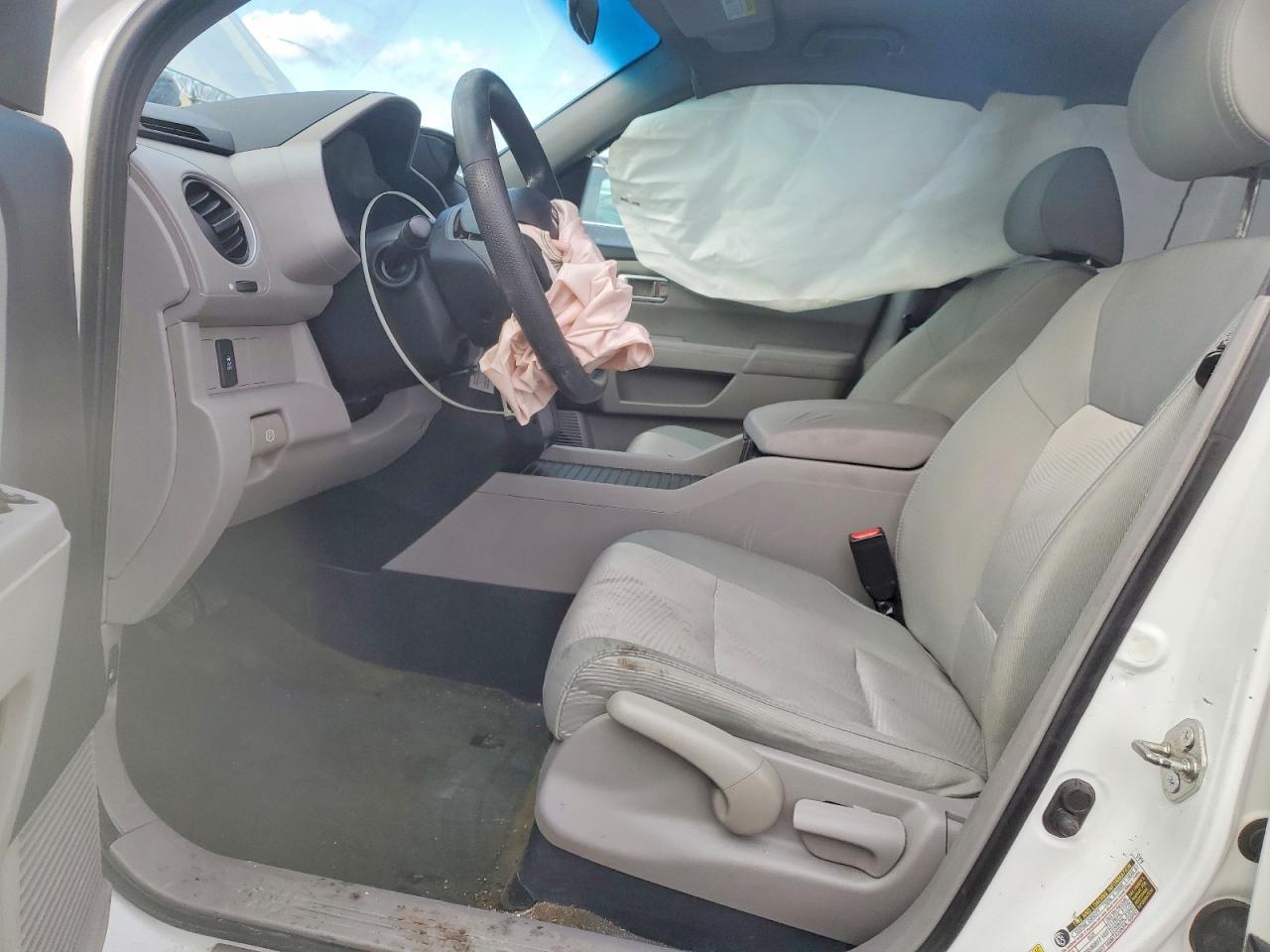 2014 Honda Pilot Lx - Image 7
