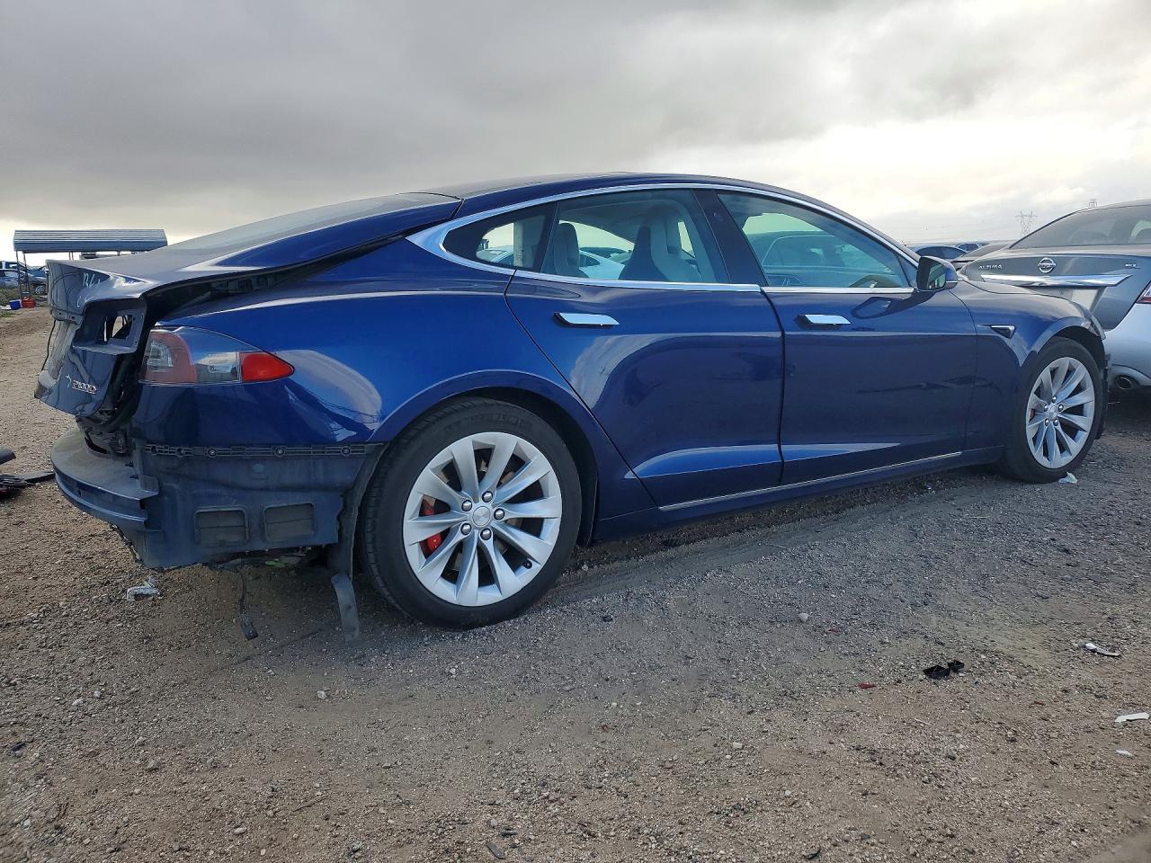 2017 Tesla Model S - Фото 3