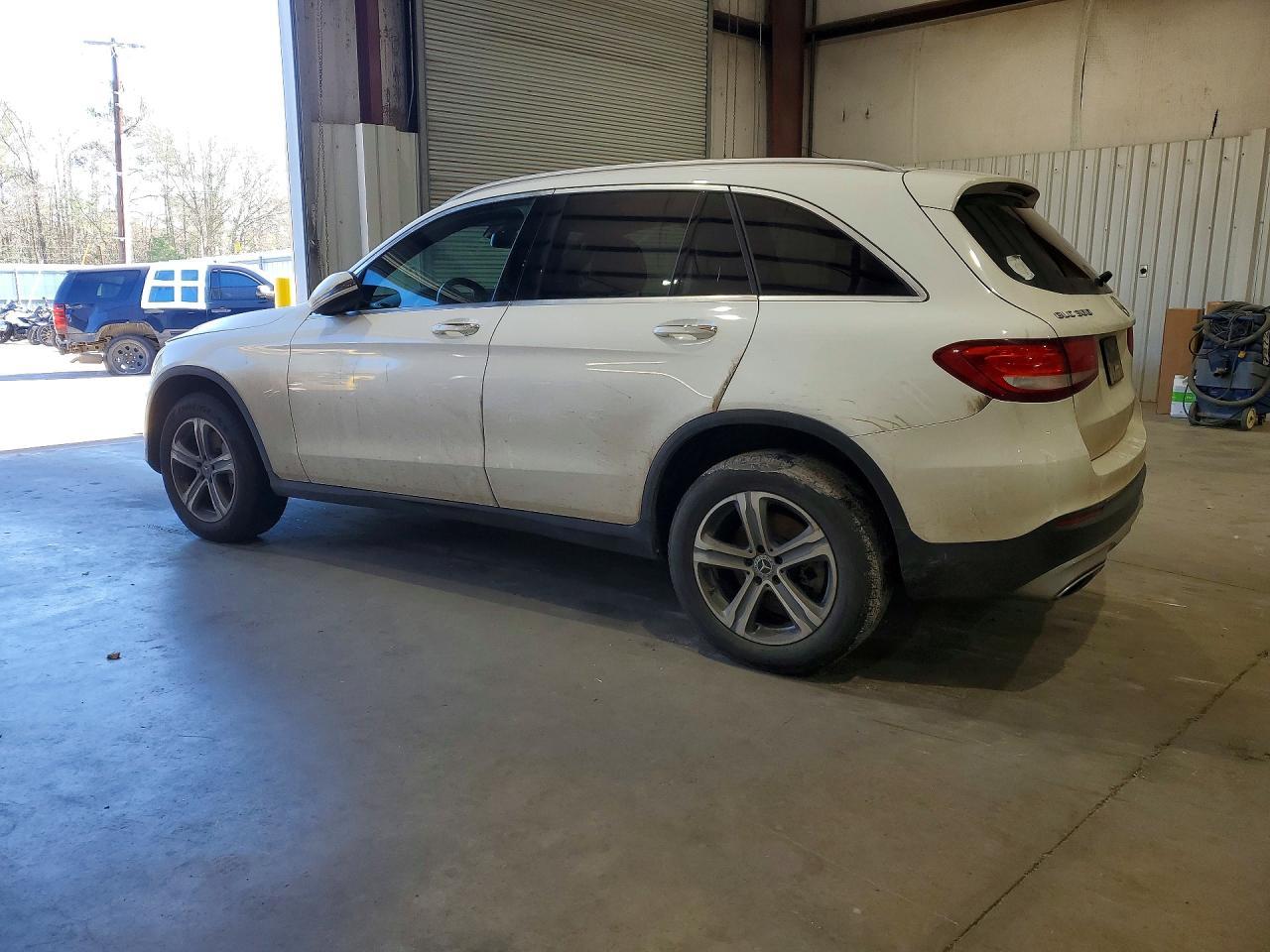 2018 Mercedes-Benz Glc 300 - Фото 2