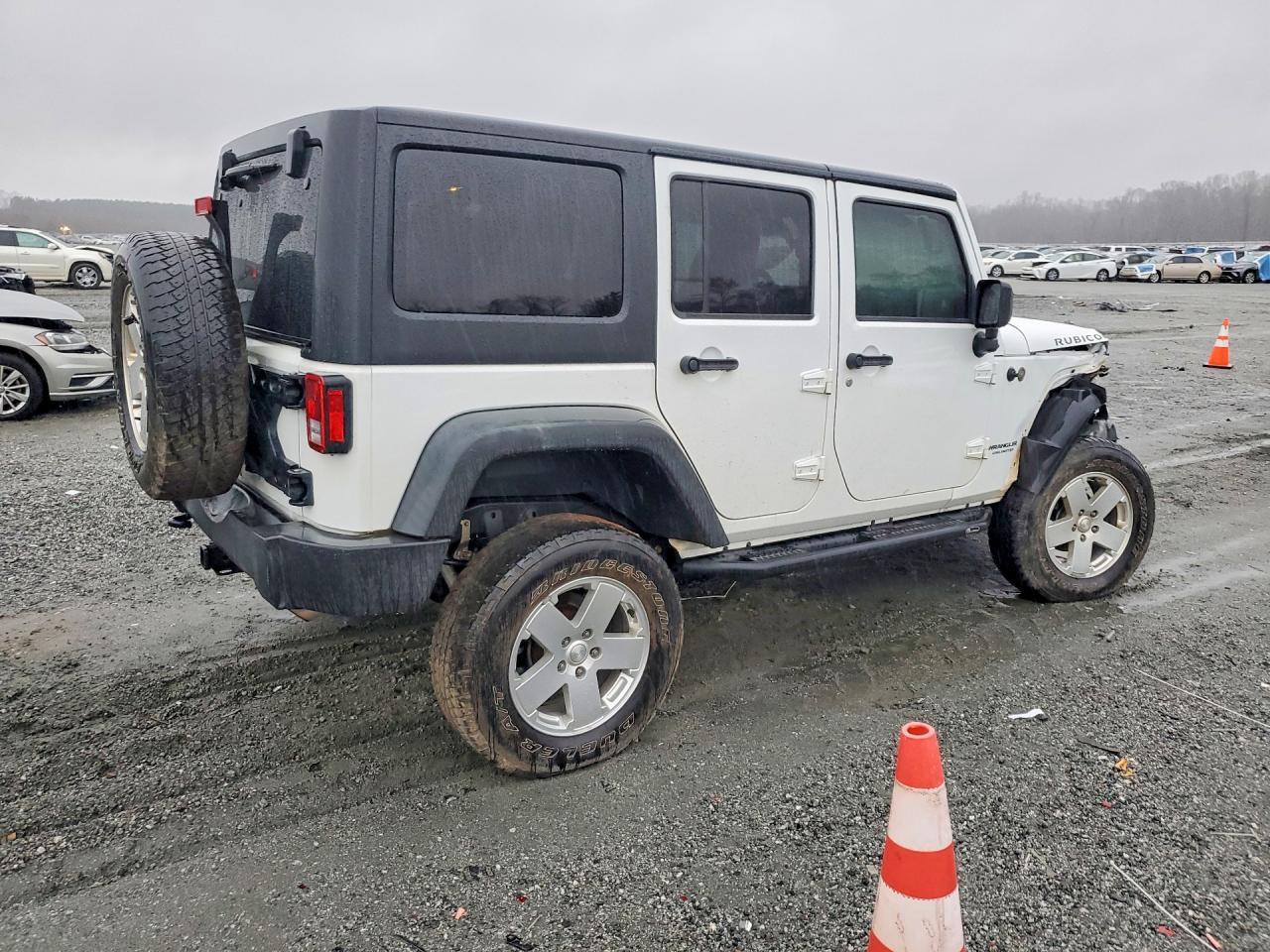 2015 Jeep Wrangler Unlimited - Фото 3